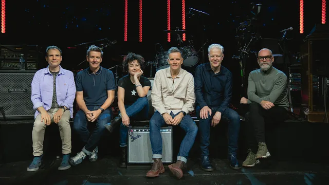 Logo Deacon Blue