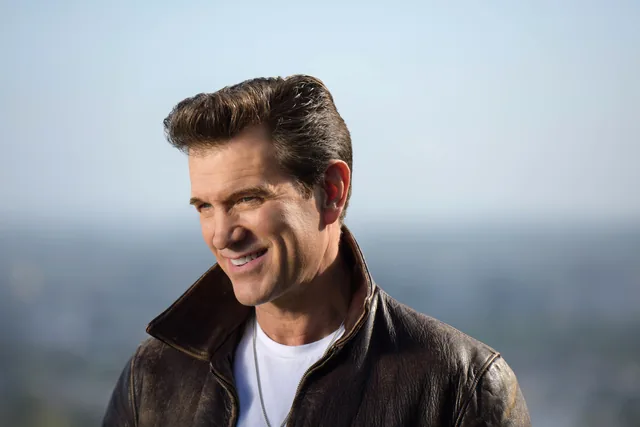 Logo CHRIS ISAAK - CRIS ISAAK